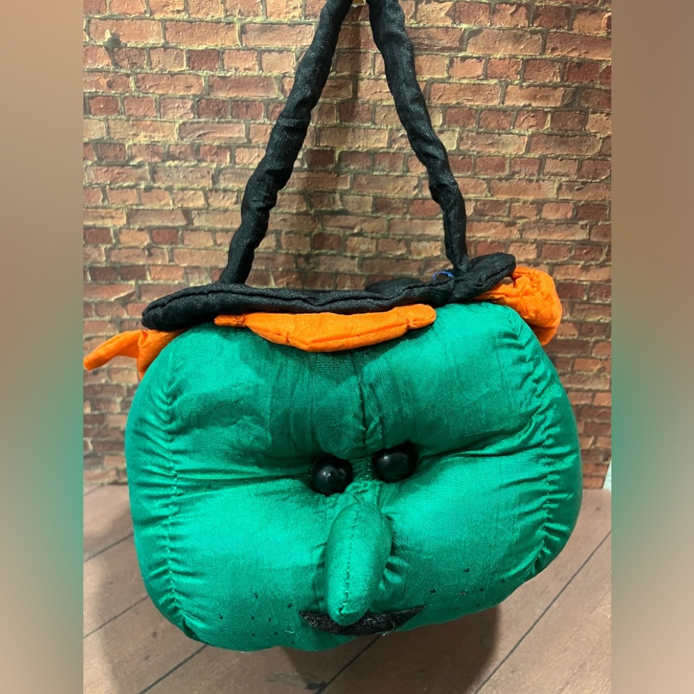 Vintage 90's Puffalump Style Halloween Witch Mini Basket candy bucket tote